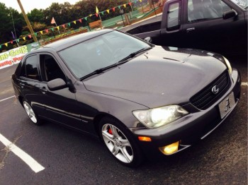 2004 Lexus IS300