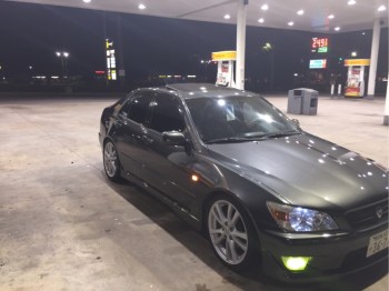 2001 Lexus IS300