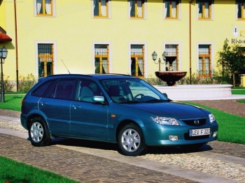 2000 Mazda 323