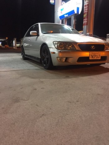 2002 Lexus IS300
