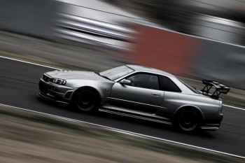 1999 Nissan Skyline