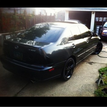 2002 Lexus IS300