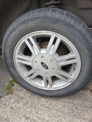 2001 Ford Fiesta