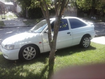 1998 Ford Escort