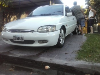 1998 Ford Escort