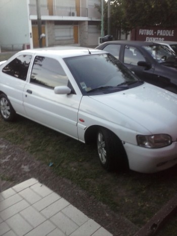 1998 Ford Escort