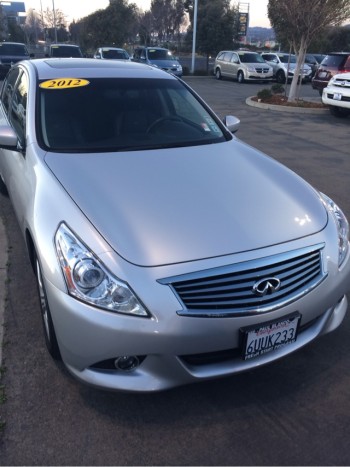 2012 Infiniti G37