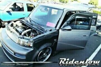 2004 Scion xB