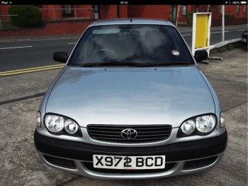 2000 Toyota Corolla